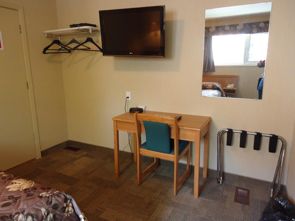 Lake-Vu Motel Kenora Extérieur photo